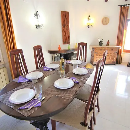 Vila Maryvilla 1056